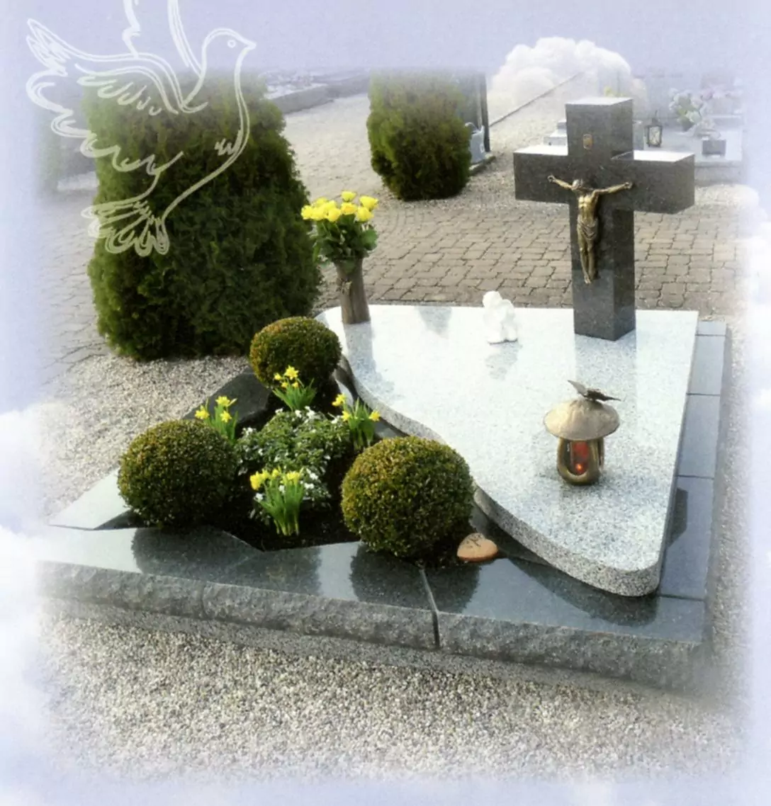 Monument double